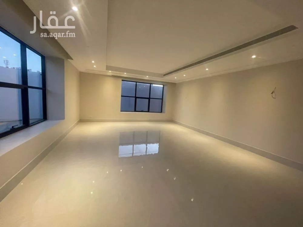 5 bedroom villa in Al Narjis 8