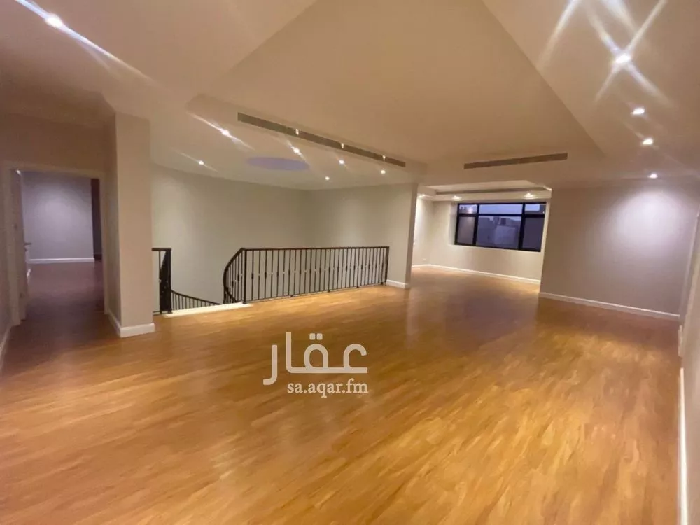 5 bedroom villa in Al Narjis 9