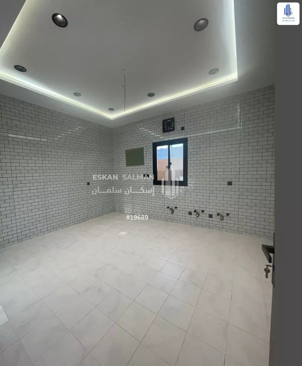 6 bedroom villa in Al Quraynah, Jeddah 4