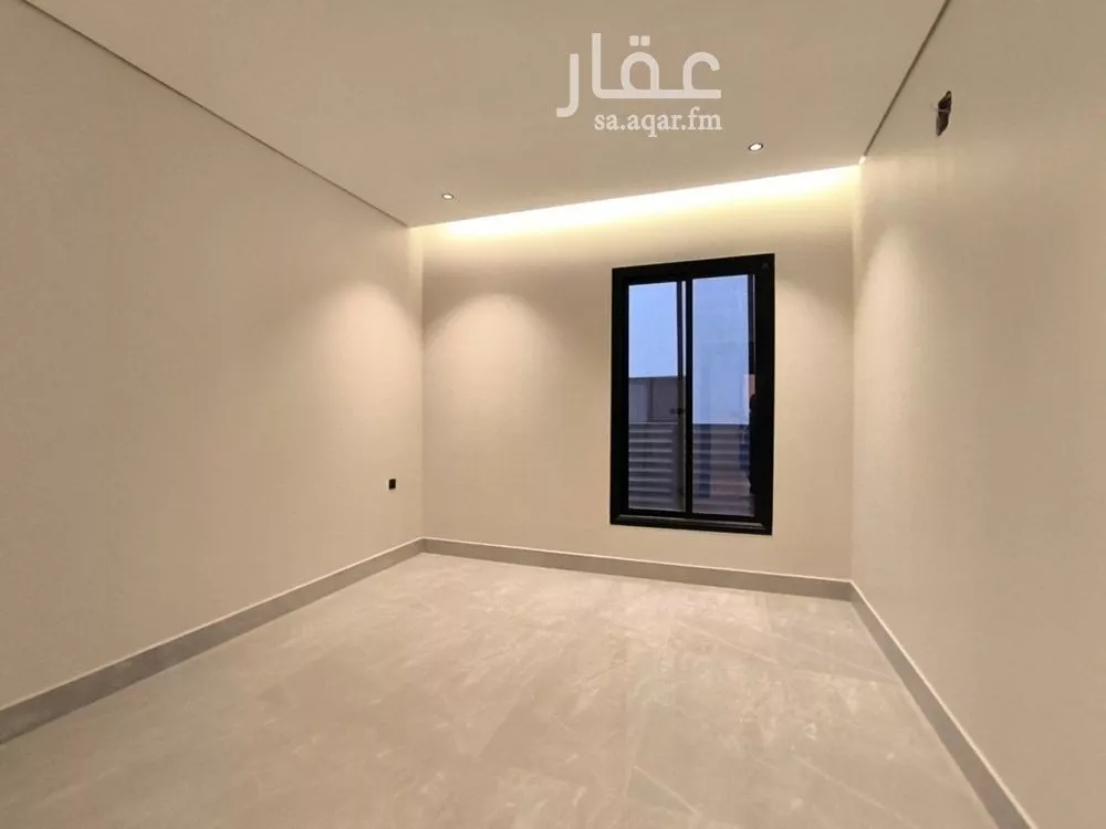 فيلا 5 غرف في الشرق 14