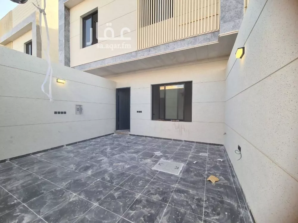 5 bedroom villa in Okaz 22