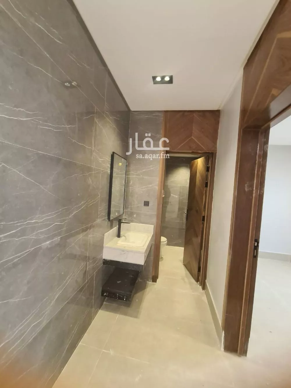 5 bedroom villa in Okaz 6