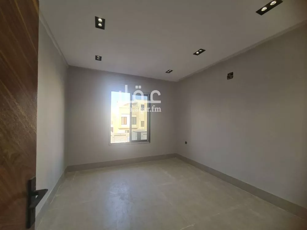 5 bedroom villa in Okaz 9