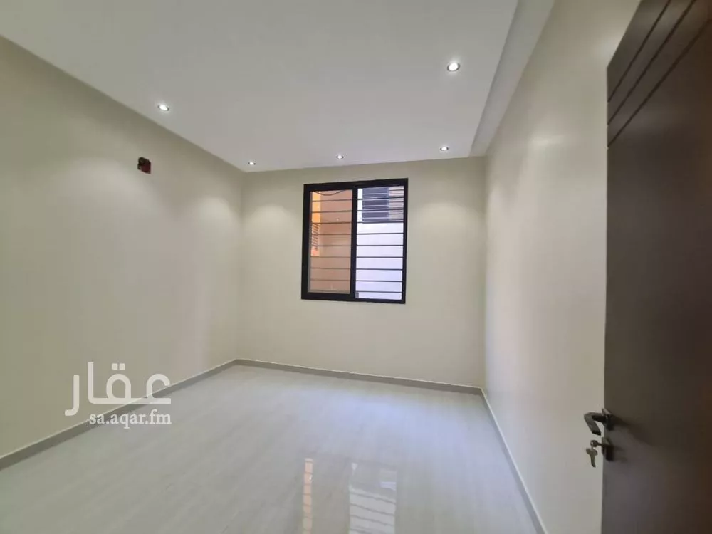 7 bedroom villa in Okaz 12
