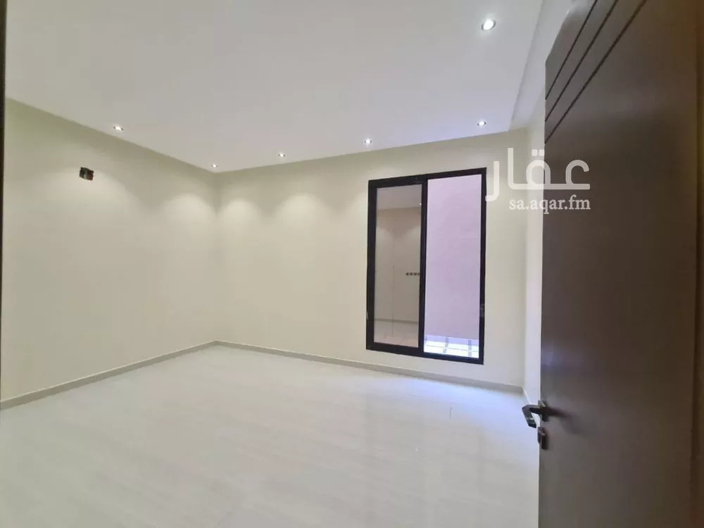 7 bedroom villa in Okaz 10