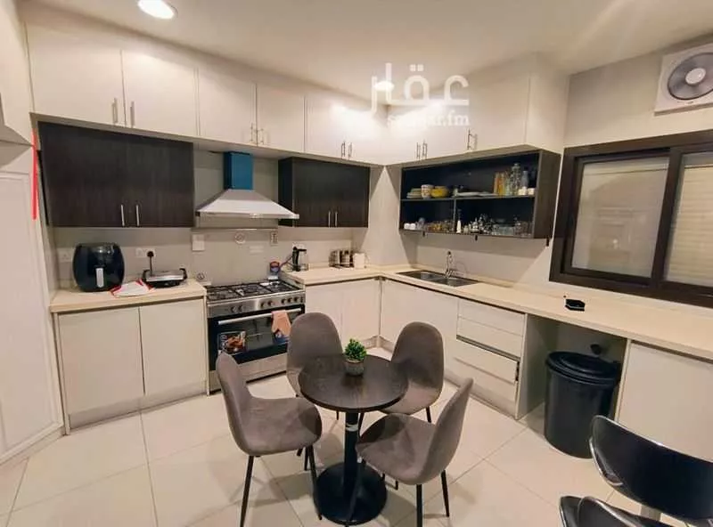 6 bedroom villa in Al Sawari, Jeddah 11