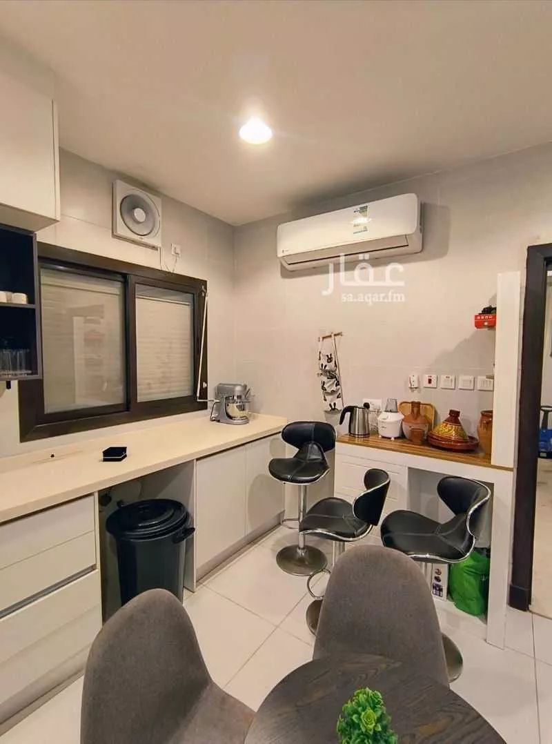6 bedroom villa in Al Sawari, Jeddah 23