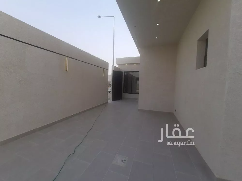 فيلا 5 غرف في ديراب 4