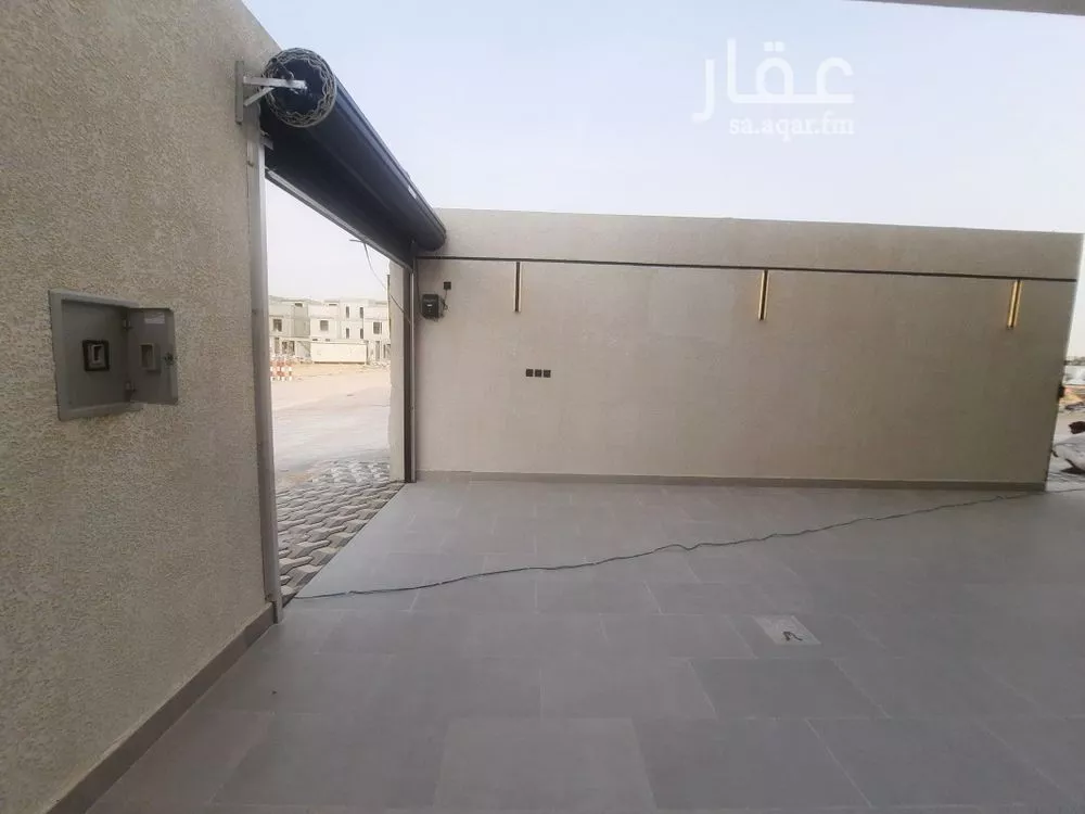 فيلا 5 غرف في ديراب 5