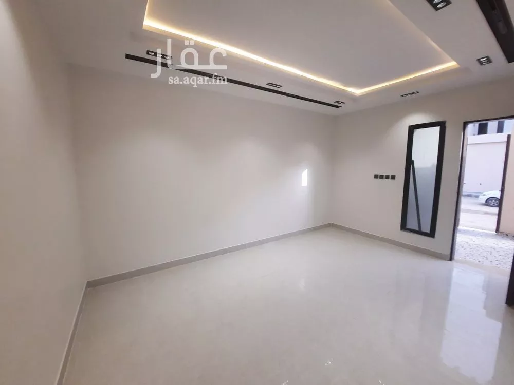 فيلا 5 غرف في بدر 11