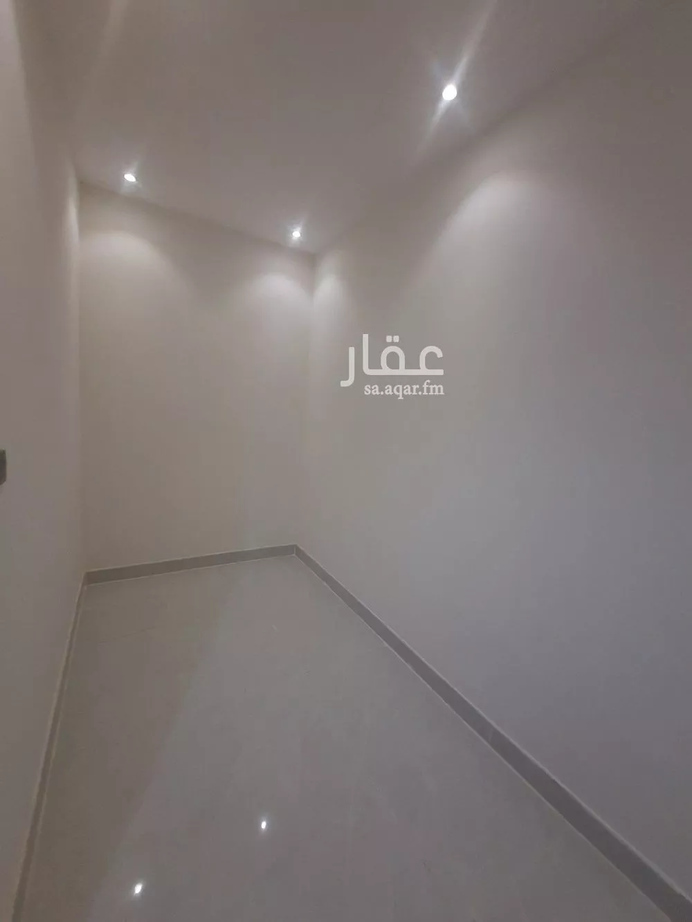 فيلا 5 غرف في بدر 19