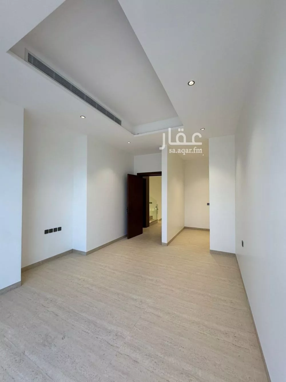 فيلا 4 غرف في العارض 28