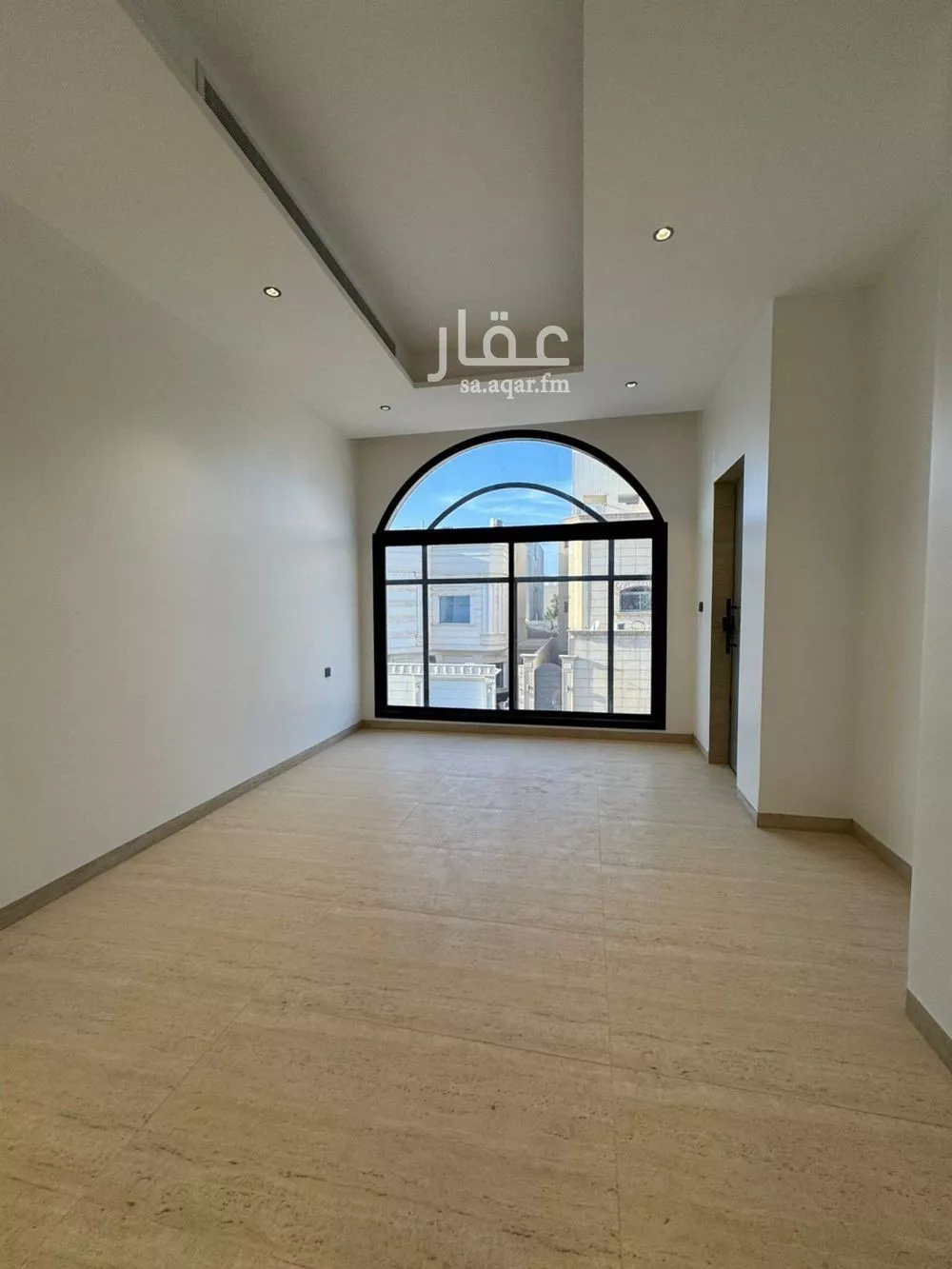 فيلا 4 غرف في العارض 30
