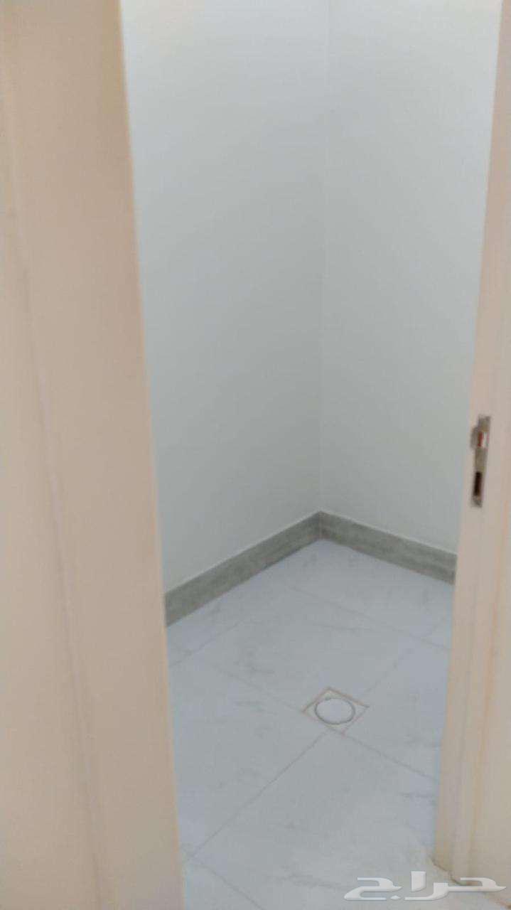 6 bedroom apartment in Tuwaiq 8