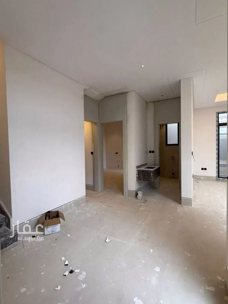 6 bedroom villa in Al Safa, Riyadh 4