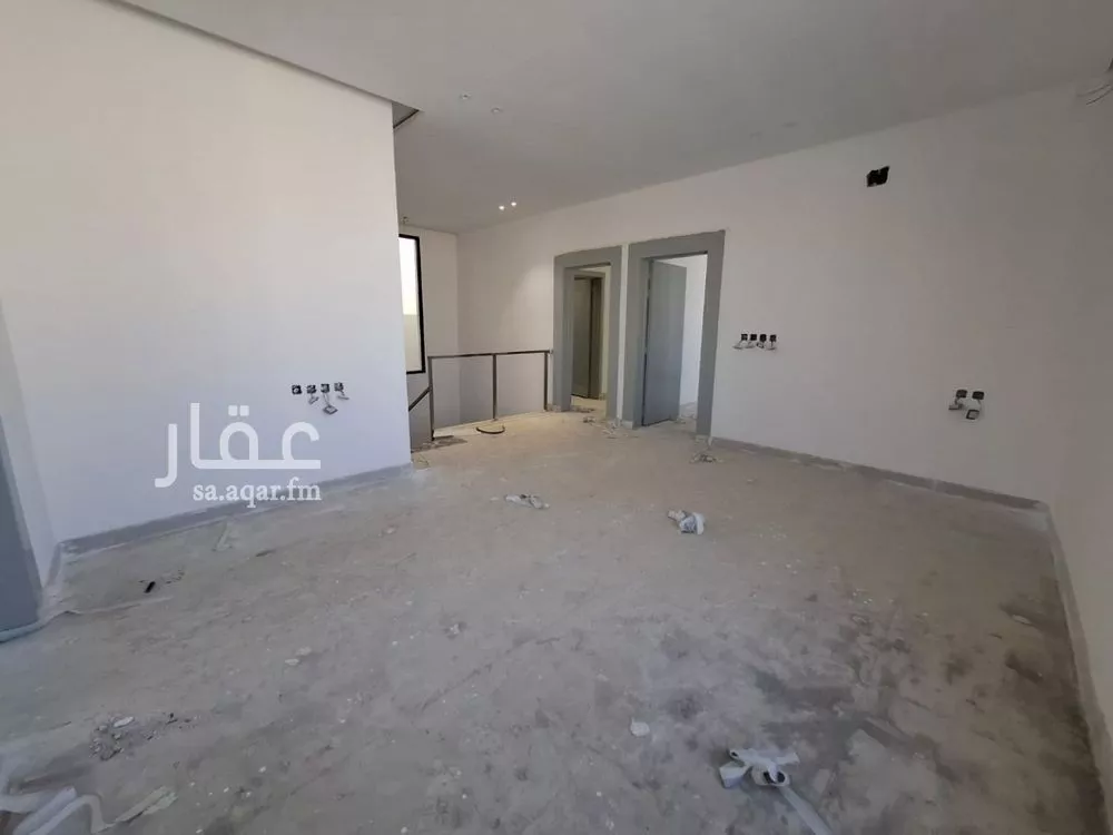 فيلا 5 غرف في النظيم 4