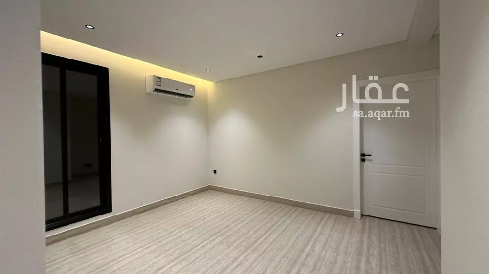 فيلا 5 غرف في النرجس 16