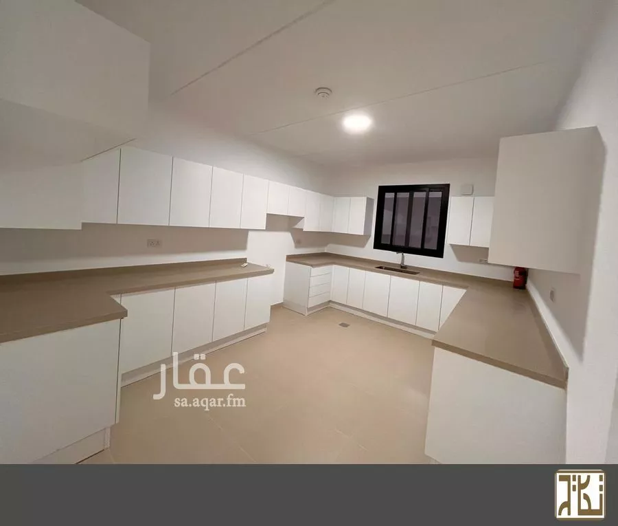 4 bedroom villa in Sidrah 3