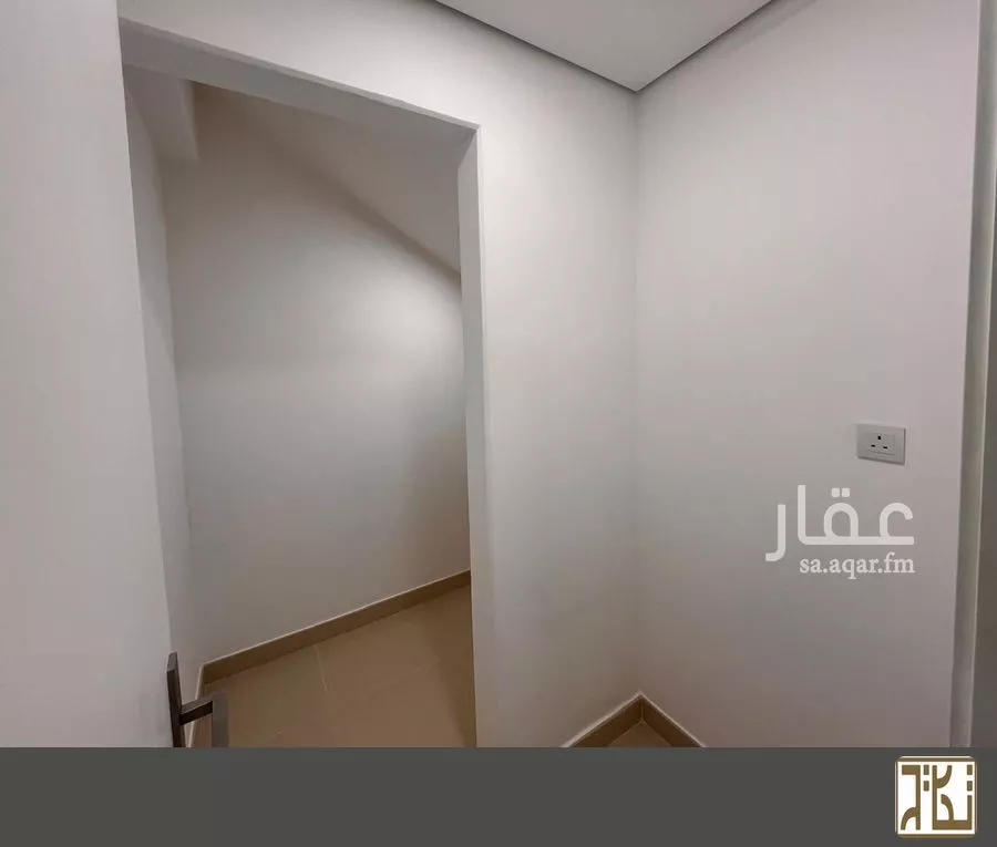 4 bedroom villa in Sidrah 5