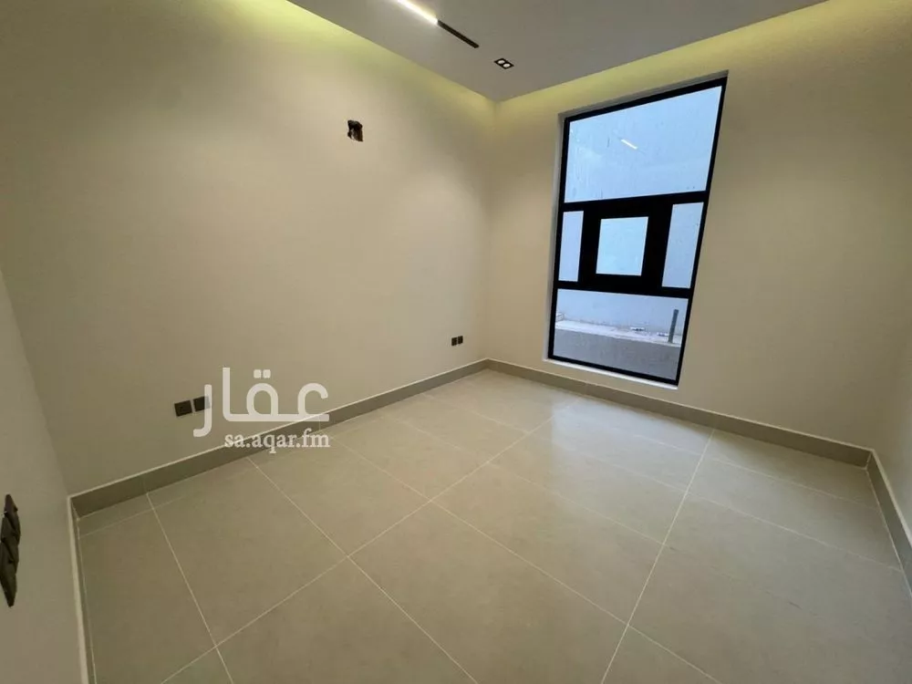 فيلا 6 غرف في الرمال 15