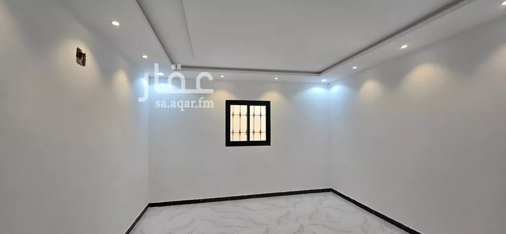 5 bedroom villa in Badr 3