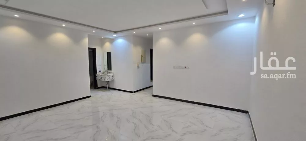 5 bedroom villa in Badr 6