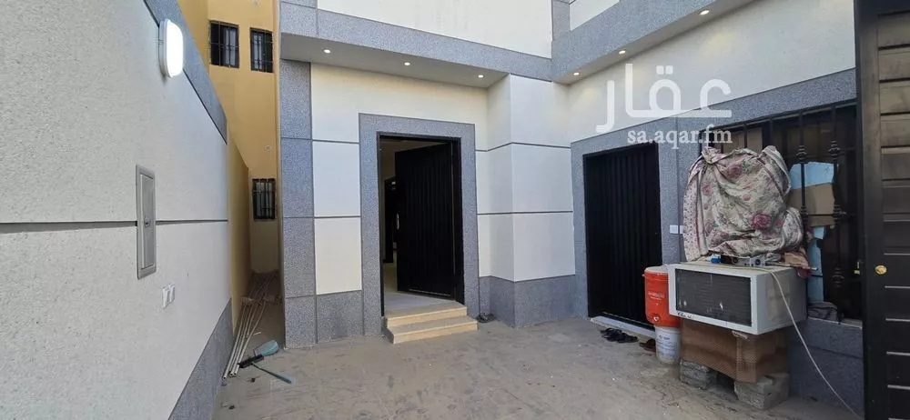 5 bedroom villa in Badr 7