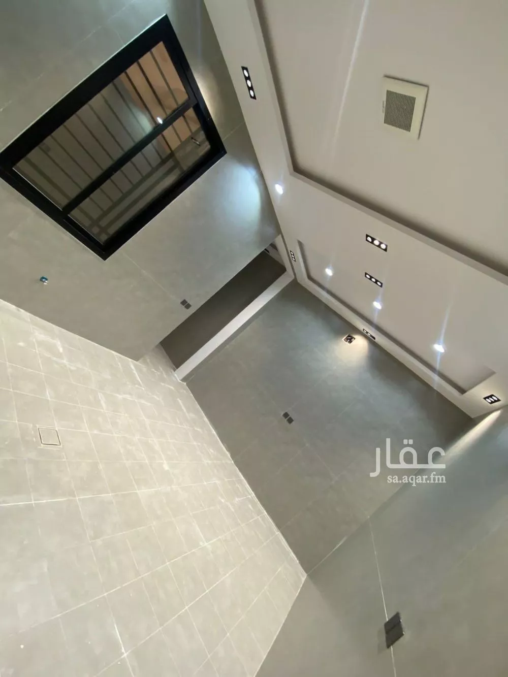 فيلا 6 غرف في العريجاء الغربية 8