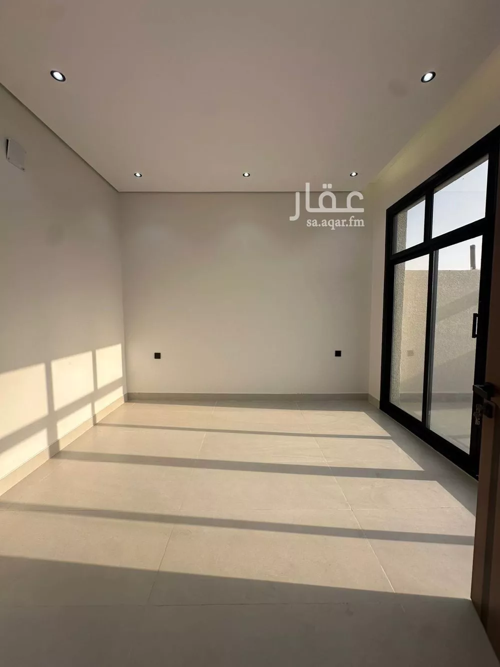 5 bedroom villa in Al Rimal 6