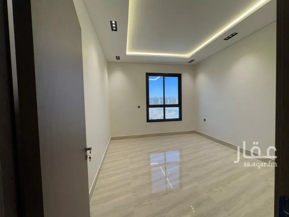 5 bedroom villa in Al Rimal 2