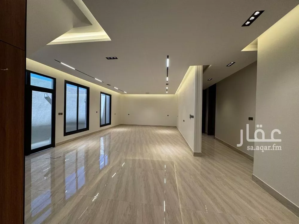 5 bedroom villa in Al Rimal 19
