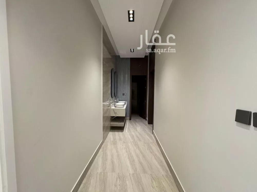 5 bedroom villa in Al Rimal 3