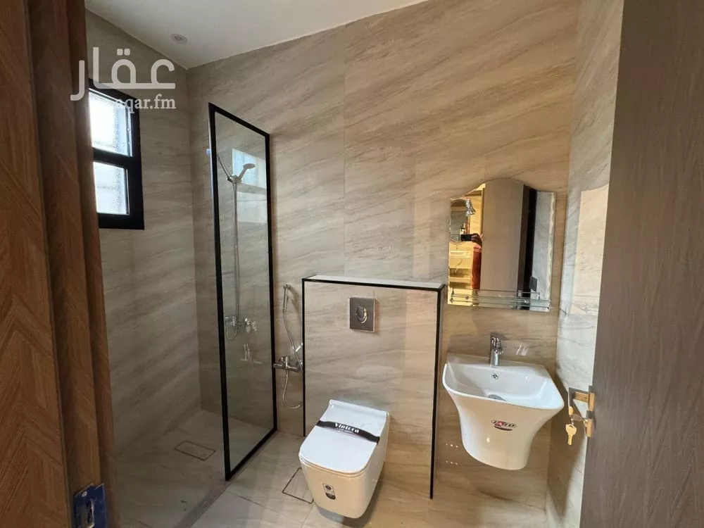 5 bedroom villa in Al Rimal 4
