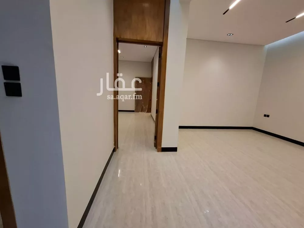 5 bedroom villa in Al Rimal 13