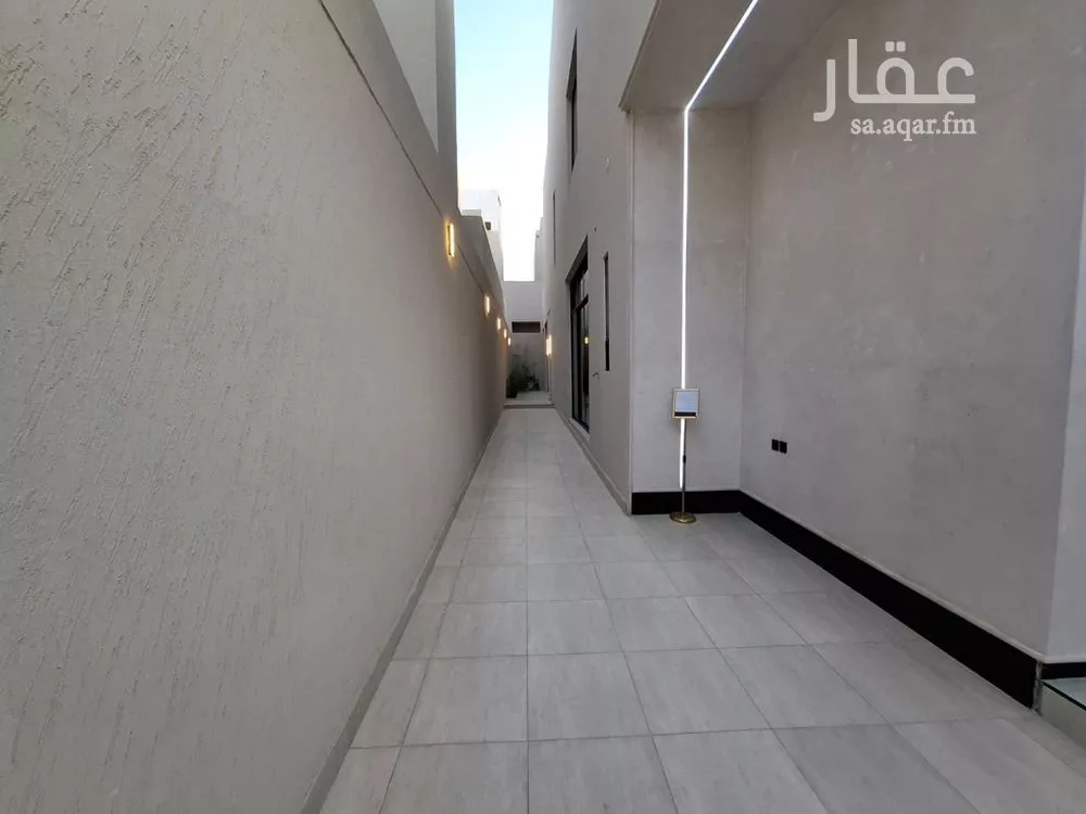 5 bedroom villa in Al Rimal 3