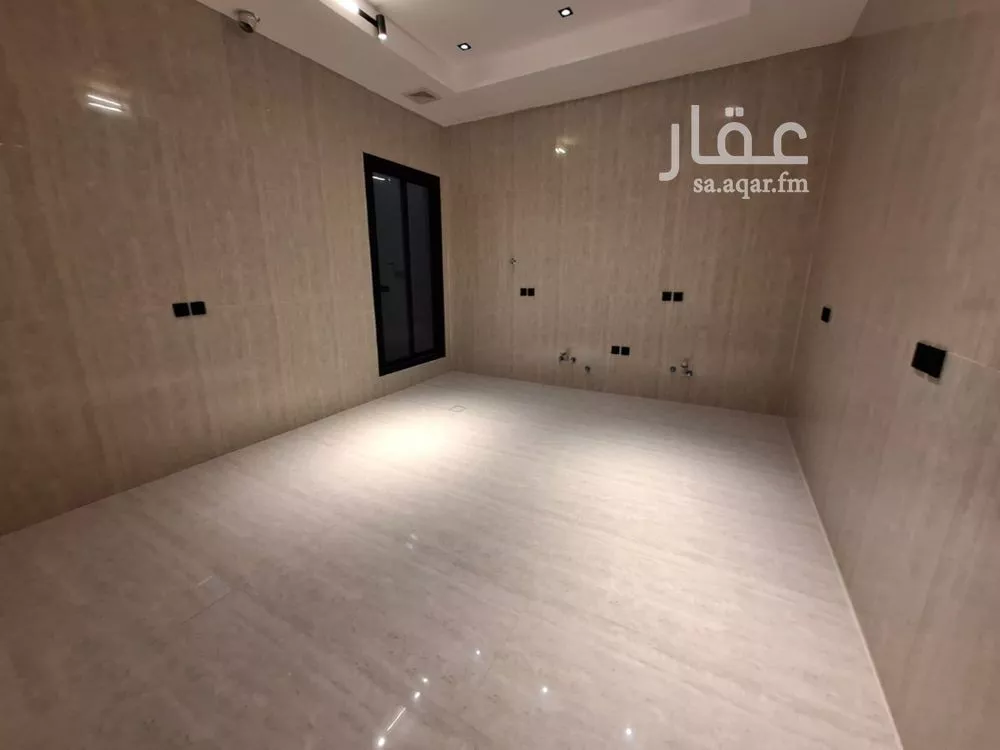 5 bedroom villa in Al Rimal 22
