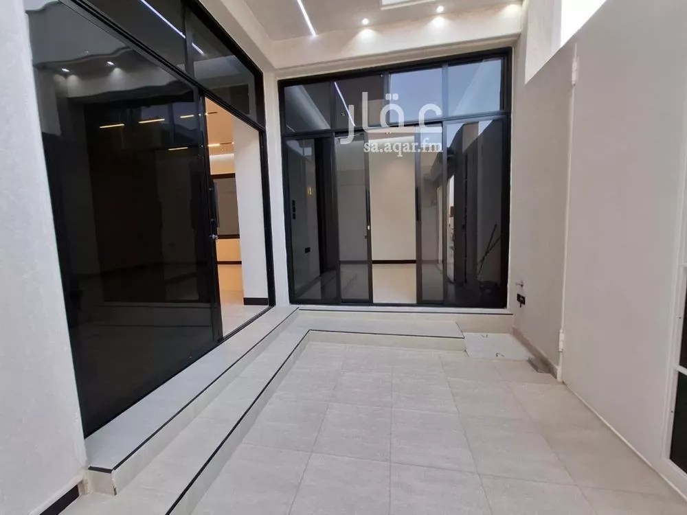 5 bedroom villa in Al Rimal 23