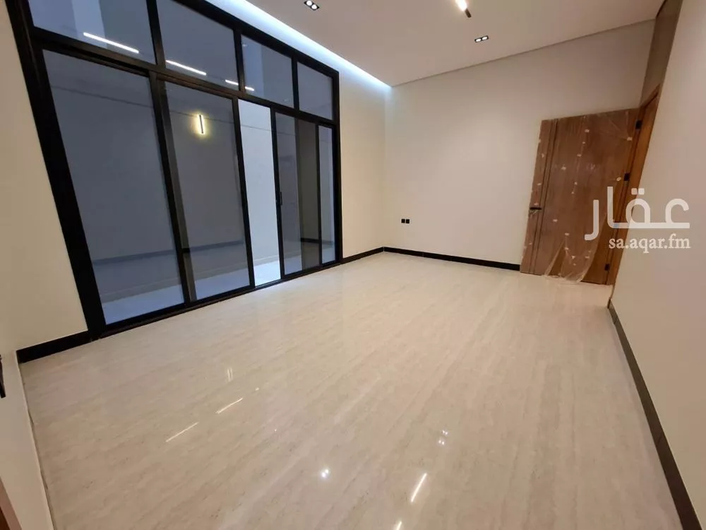 5 bedroom villa in Al Rimal 24