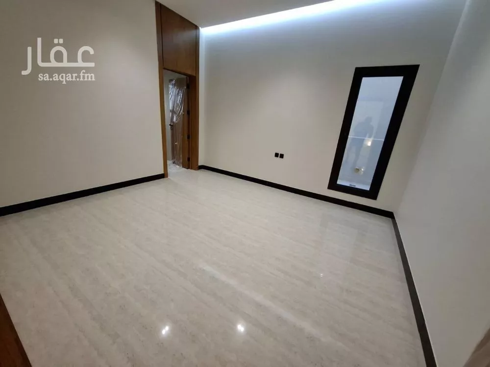 5 bedroom villa in Al Rimal 4