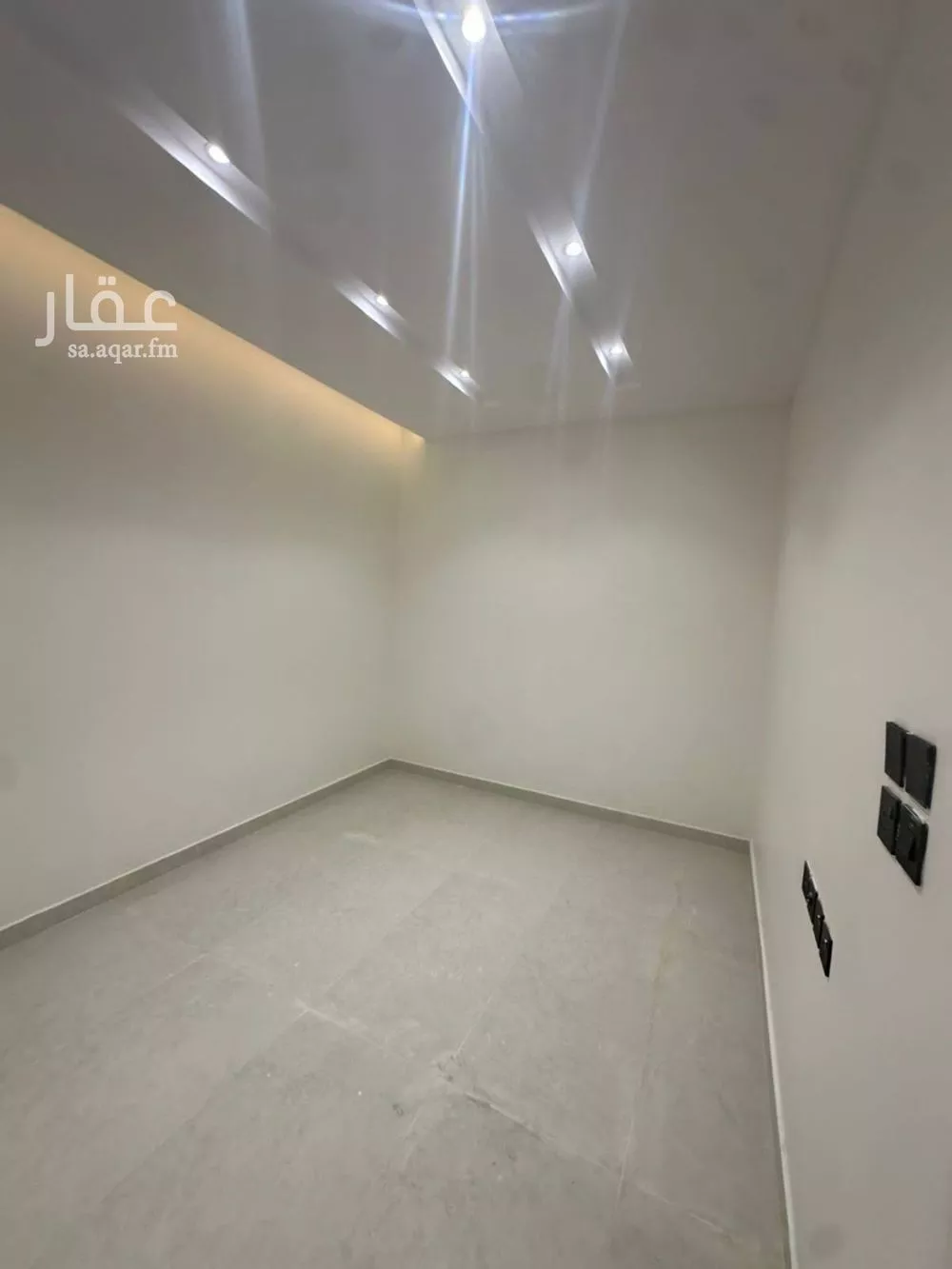 فيلا 5 غرف في طويق 23