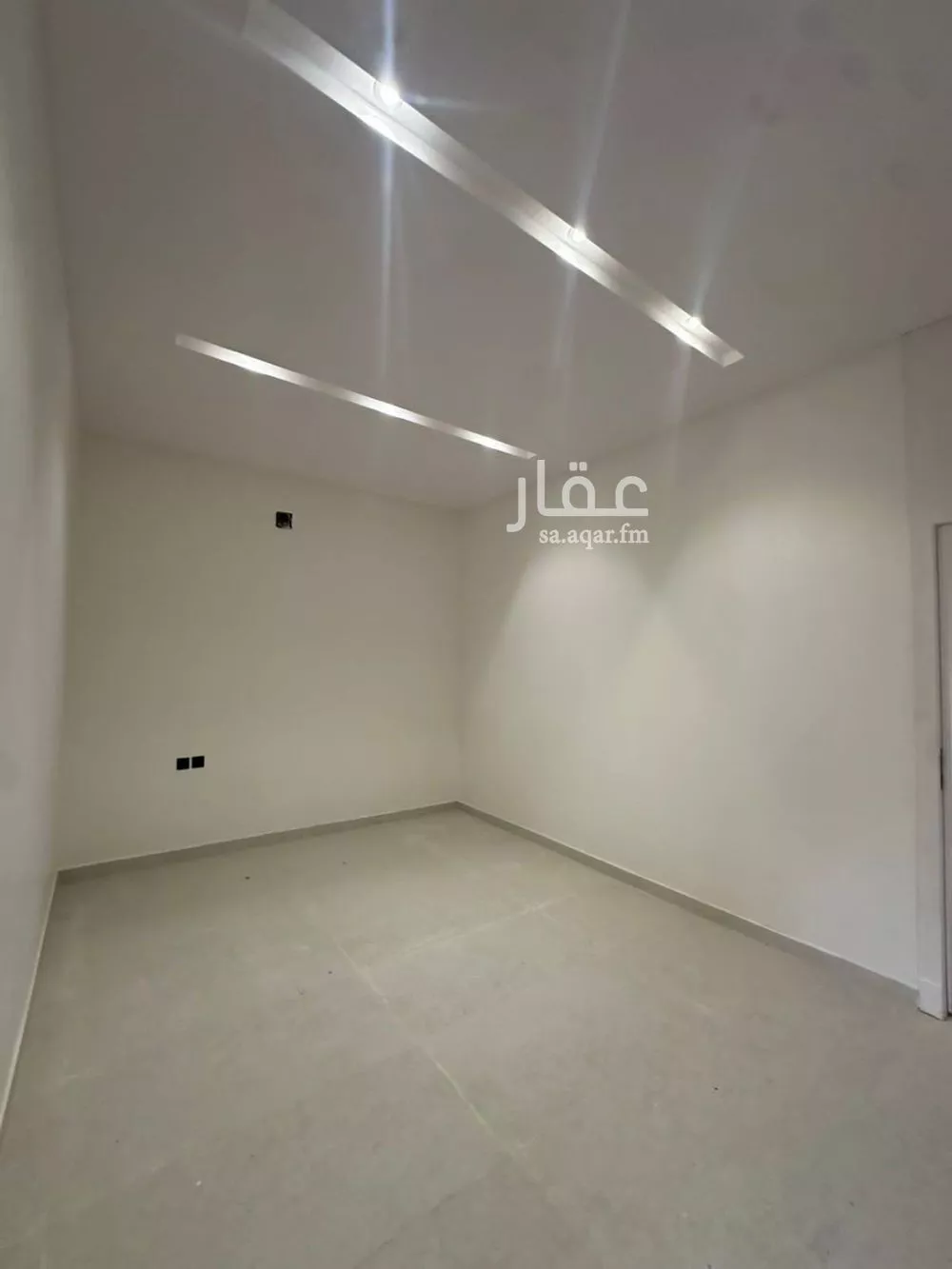 فيلا 5 غرف في طويق 7