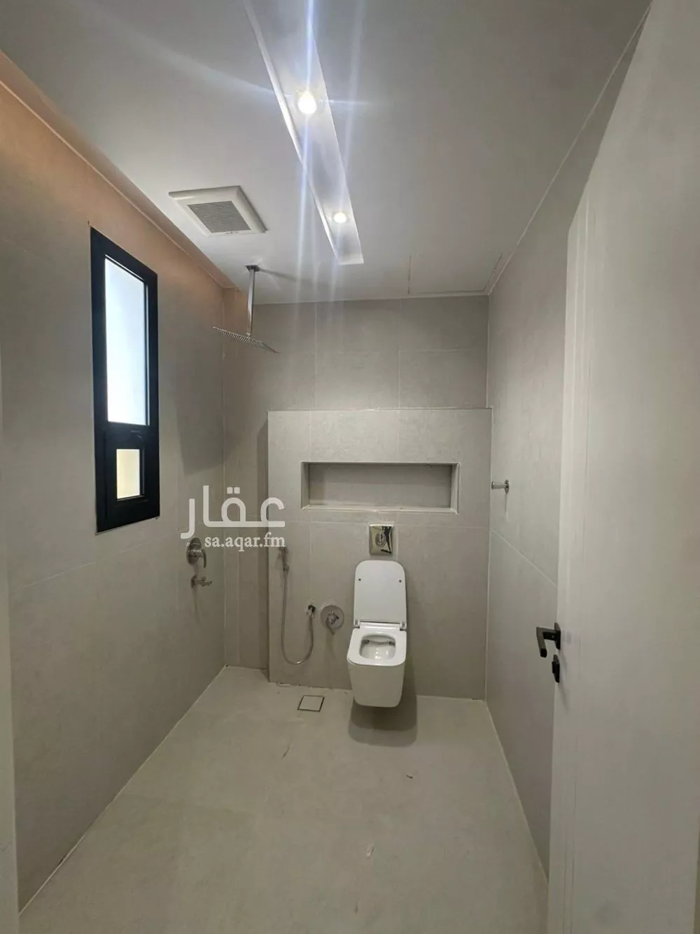 فيلا 5 غرف في طويق 8