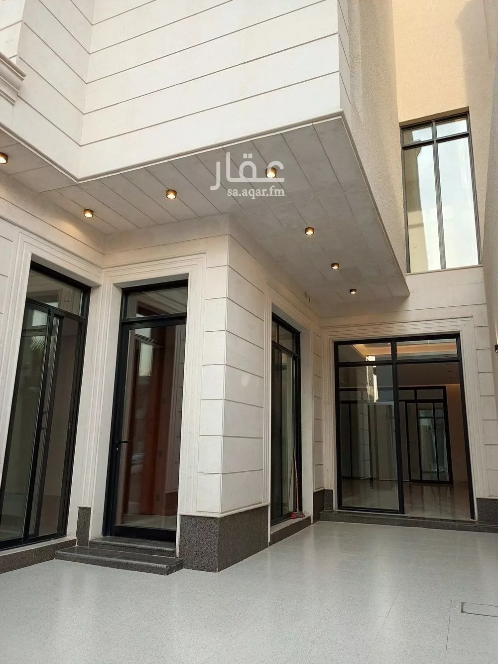 5 bedroom villa in Al Narjis 2