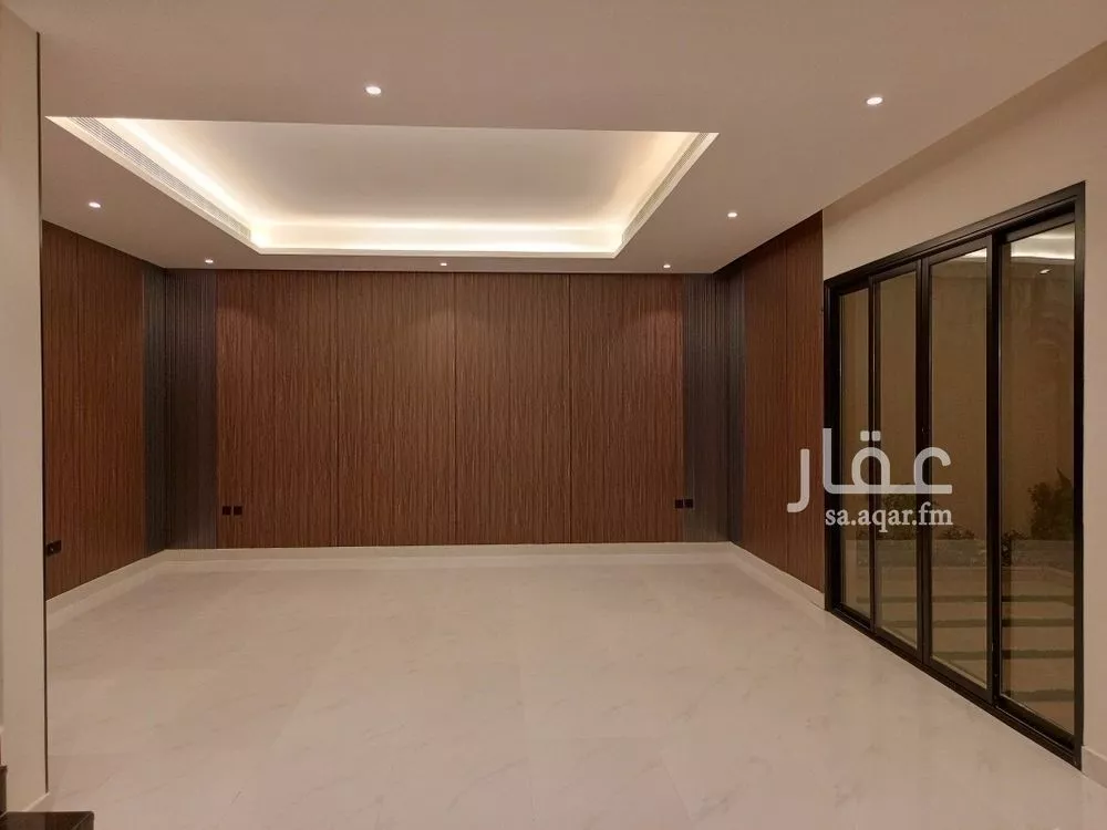 فيلا 5 غرف في العارض 19