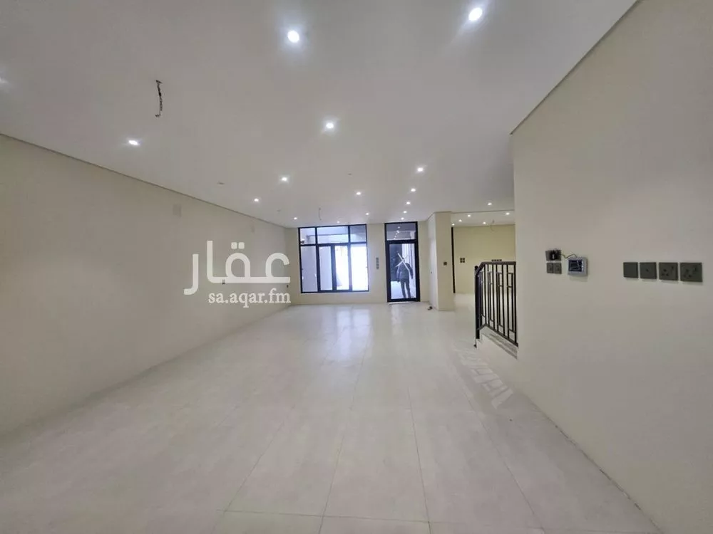 فيلا 4 غرف في المنار، الدمام 2