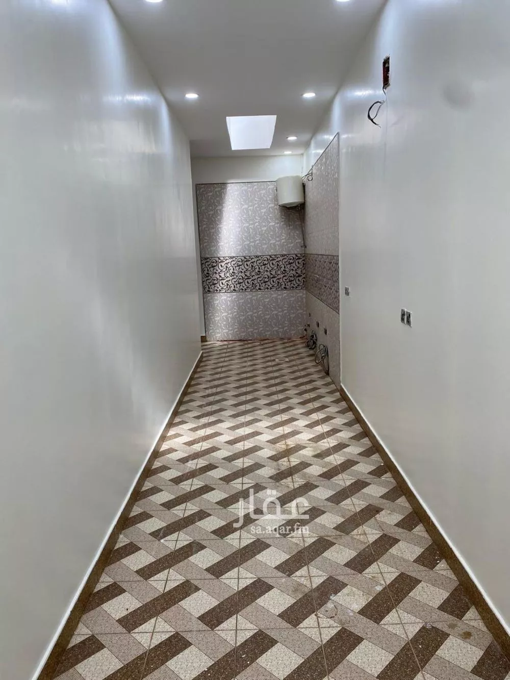 8 bedroom villa in Dhahrat Namar 18