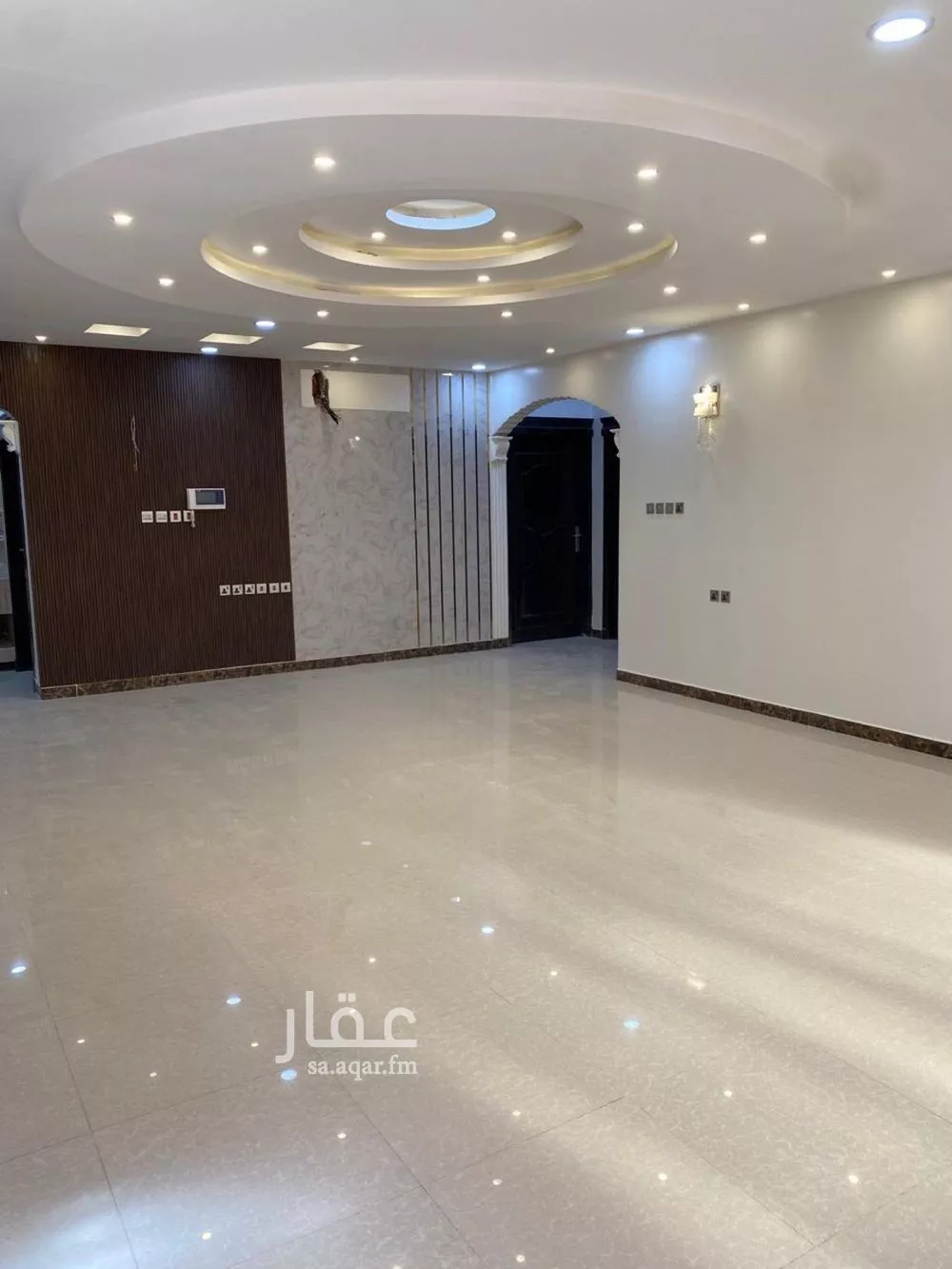 8 bedroom villa in Dhahrat Namar 4