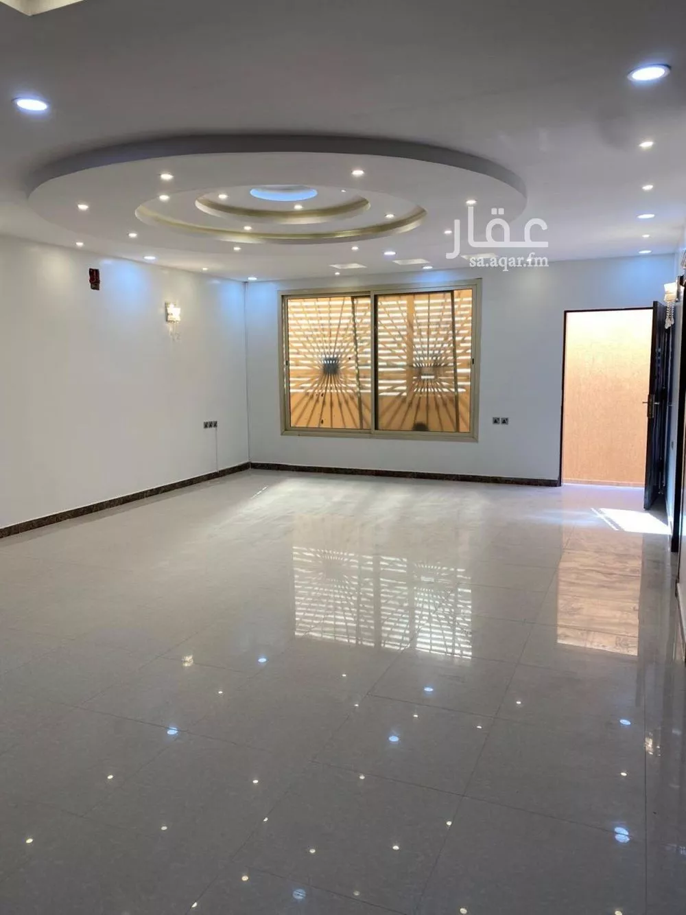8 bedroom villa in Dhahrat Namar 5
