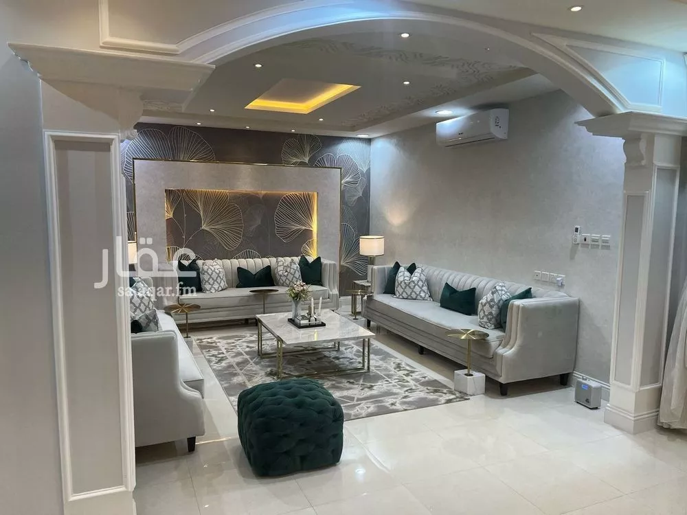 6 bedroom apartment in Al Munsiyah 3