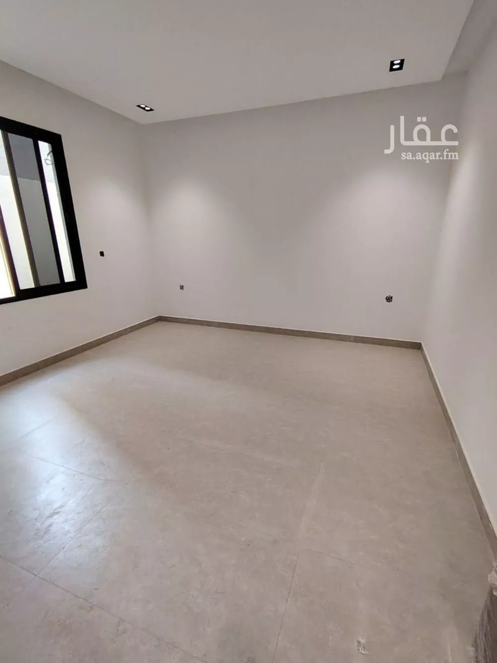 5 bedroom villa in Al Rimal 13